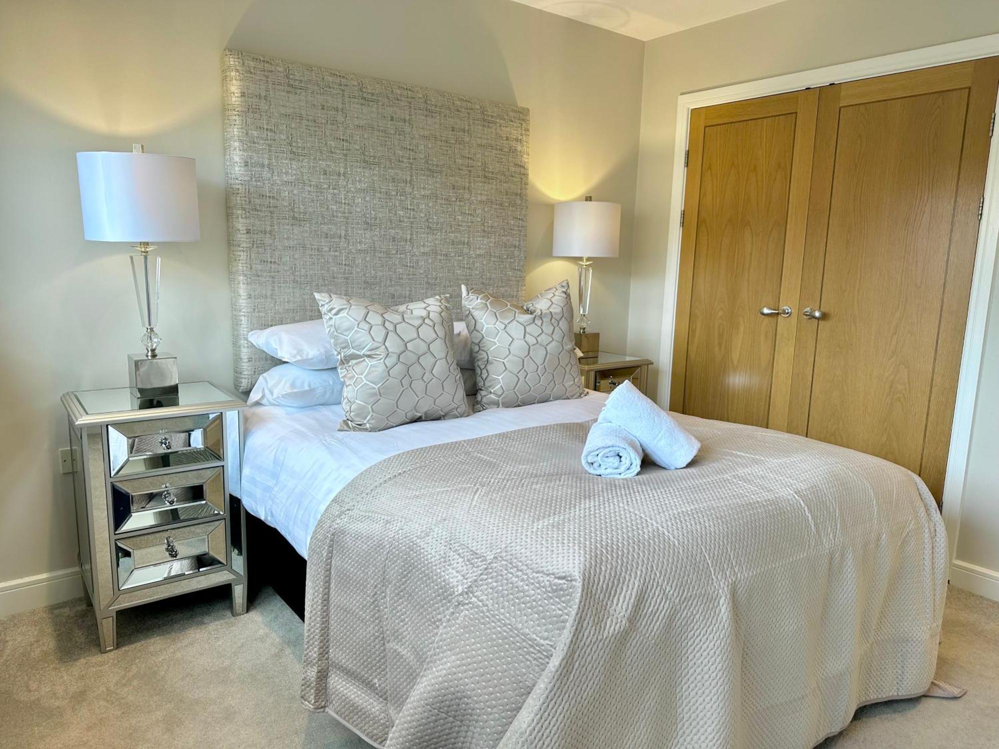 Superior Apartment In Cardiff City Centre Kültér fotó