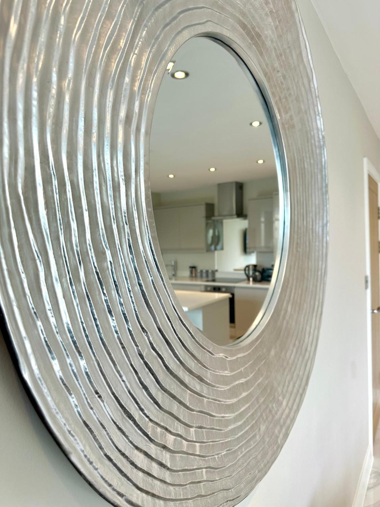 Superior Apartment In Cardiff City Centre Kültér fotó