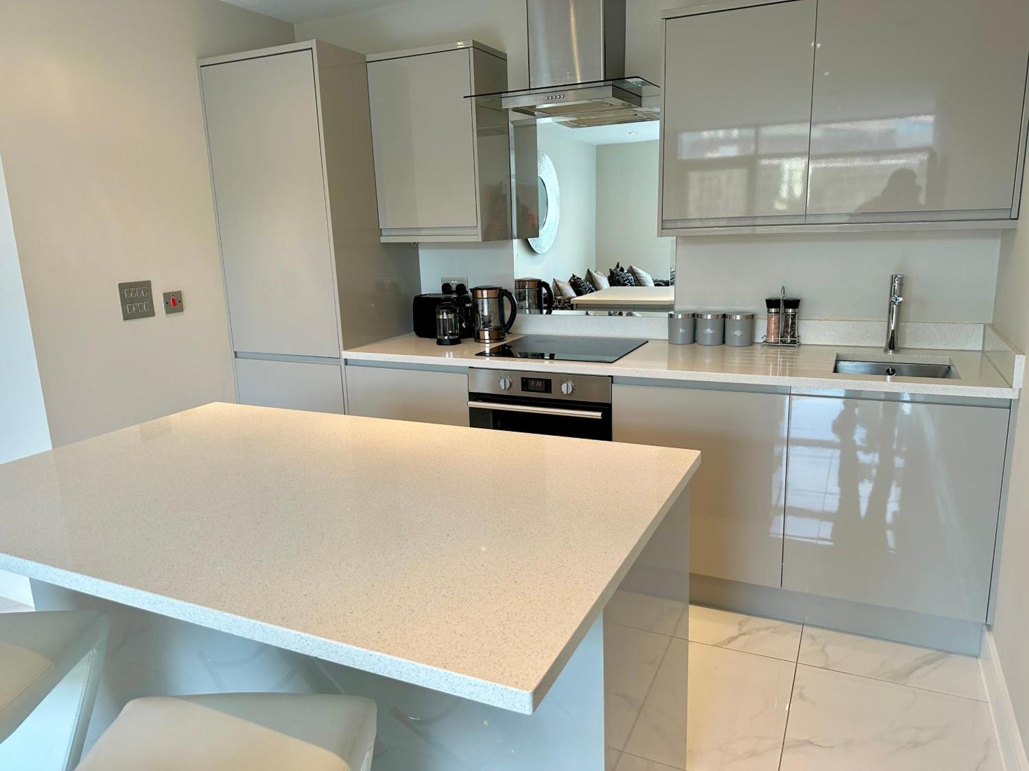 Superior Apartment In Cardiff City Centre Kültér fotó